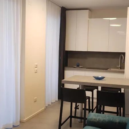 Tahiti Mare App A7 E A8 Frontemare * Lido di Jesolo
